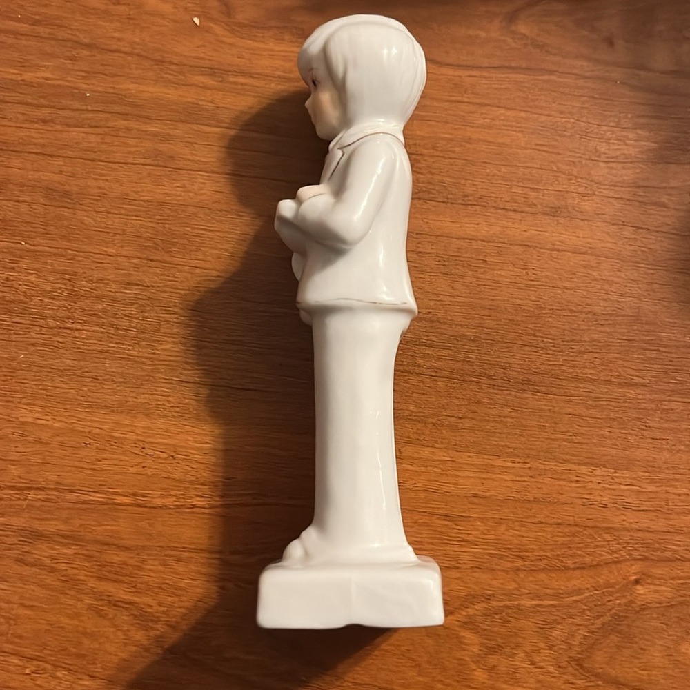 Vintage Ceramic Shiah Yih First Communion Boy - Picture 2 of 7
